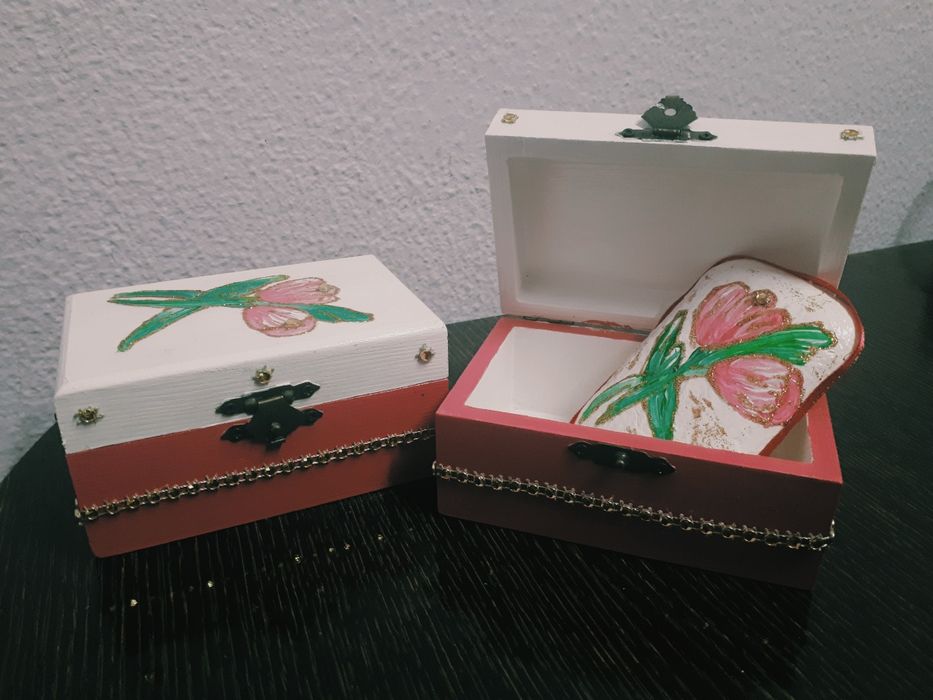 Caixas pintadas á mão(vendidas em conjunto ou individualmente)