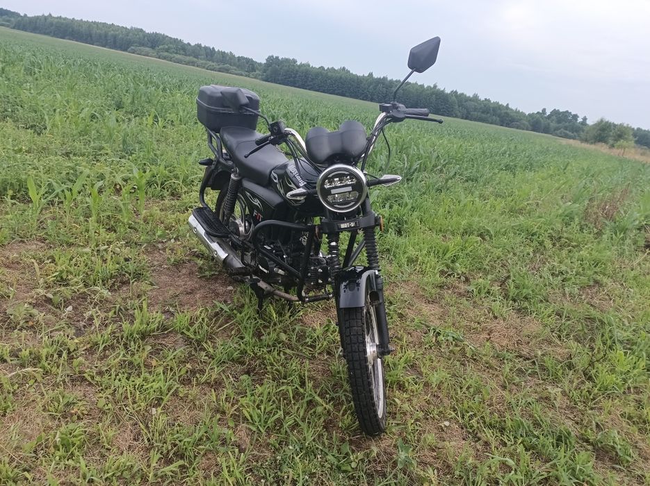 Продаю мустанг 125