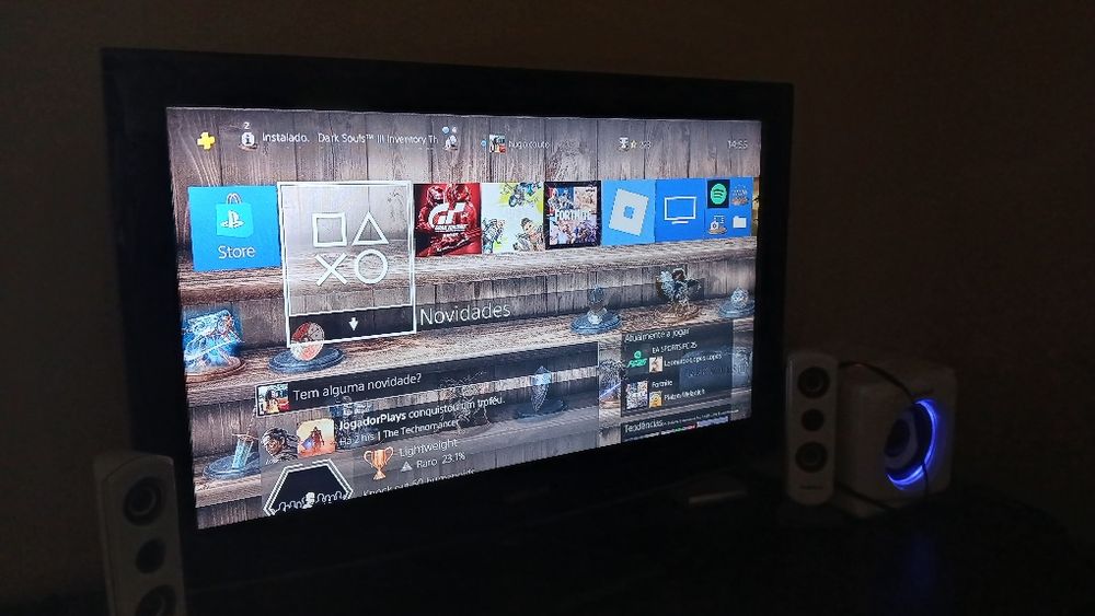 Vendo ps4 1TB + 3 jogos!