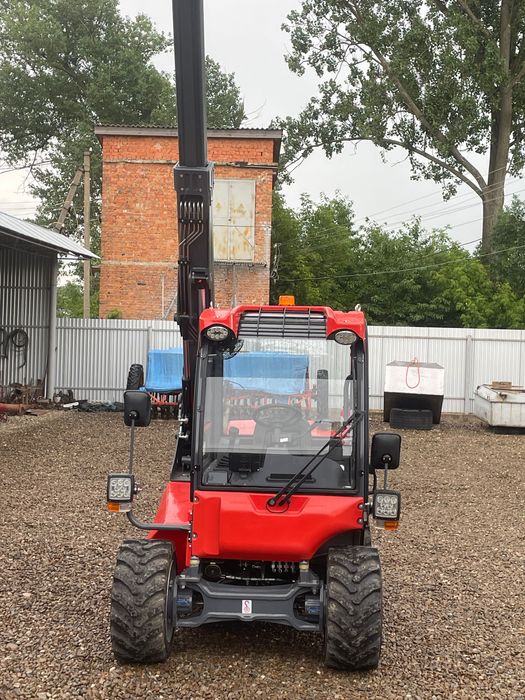 Пропоную телескопічний  навантажувач EVARUN 1500 новий