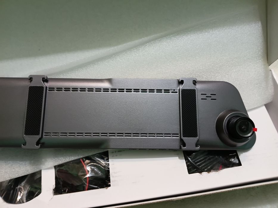 Відеореєстратор дзеркало