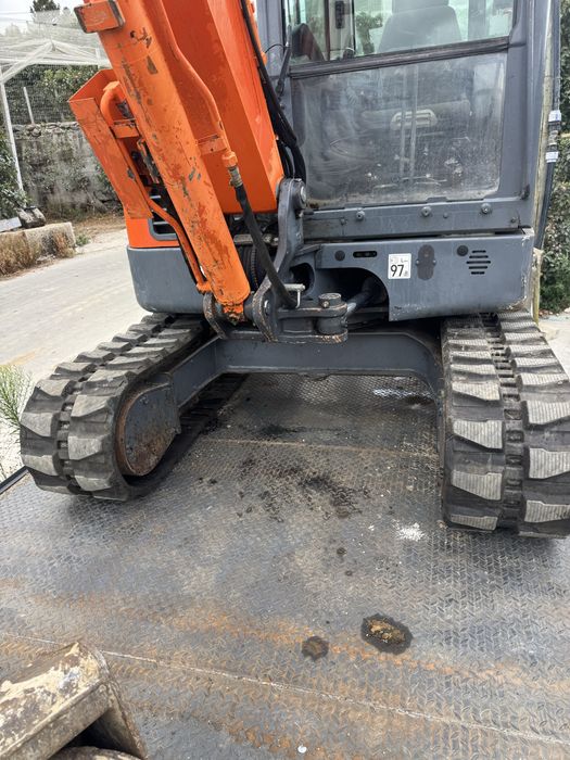 Mini giratoria  doosan 2015