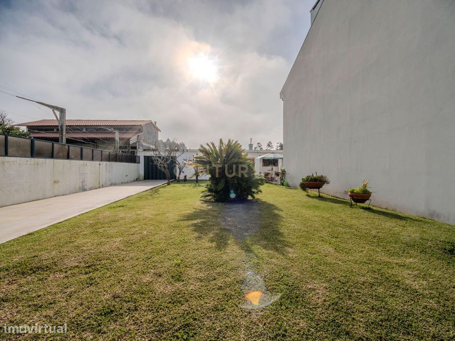 Terreno com Projeto Aprovado em Lavra, Matosinhos
