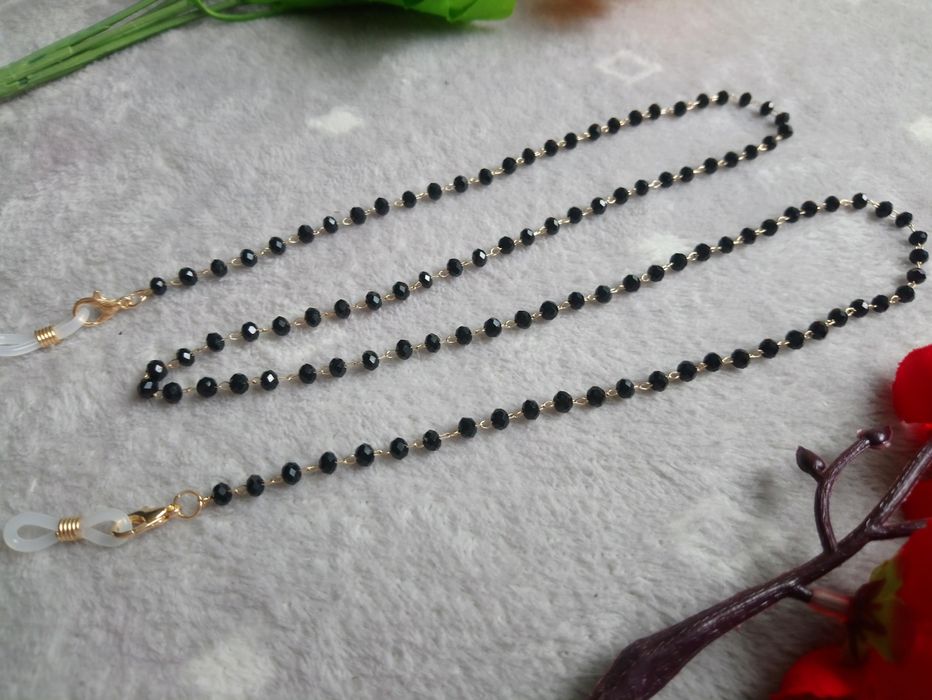 Łańcuszek do okularów z koralikami