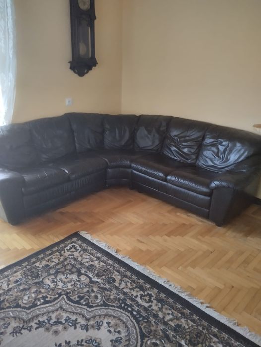 Кутовий диван великий шкіряний