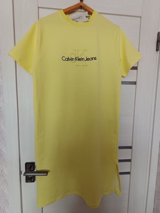 Платье -футболка Calvin Klein