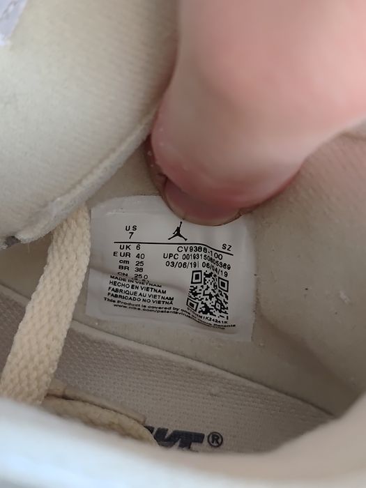 * Snekarsy Air Jordan Off White Mid *