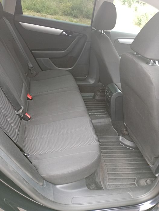 Volkswagen Passat B7  1.6TDI