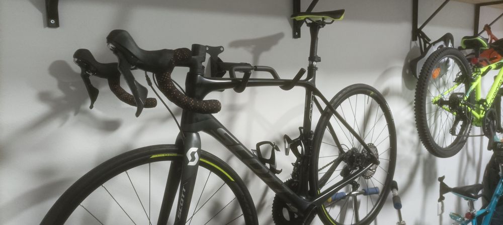 Bicicleta SCOTT Addict 10 endurance