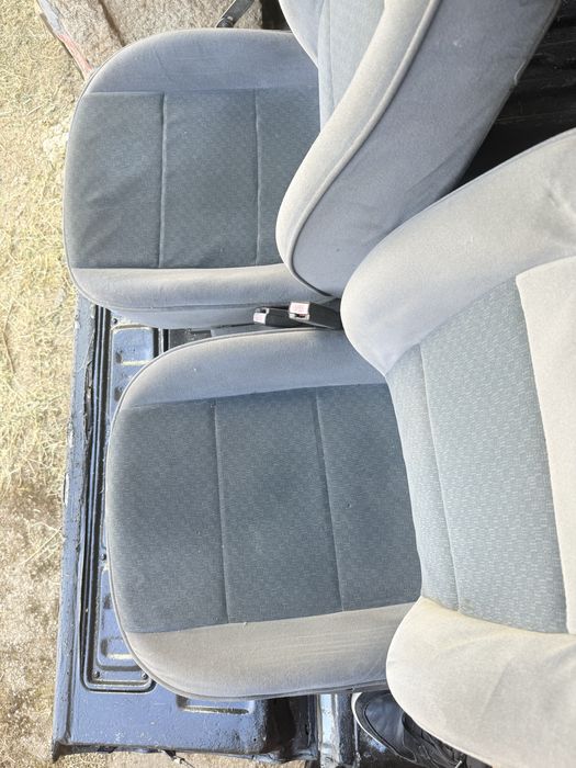Bancos peugeot 406