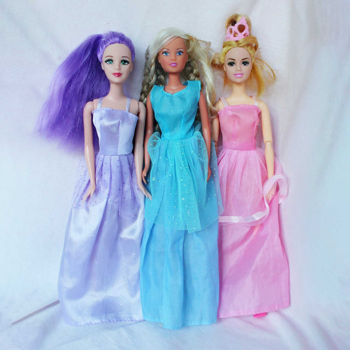 Лот из трёх кукол типа Барби Китай Симба