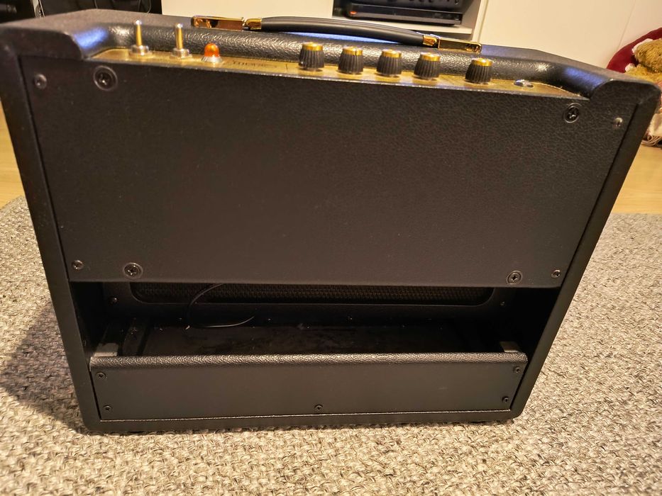 Combo lampowe piec wzmacniacz lampowy  Marshall Origin 5c jak nowy