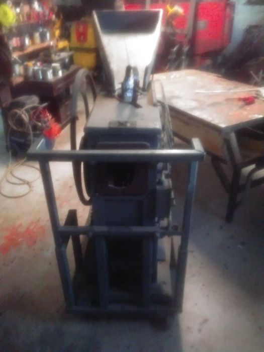 Máquina monofásico de debulhar o milho