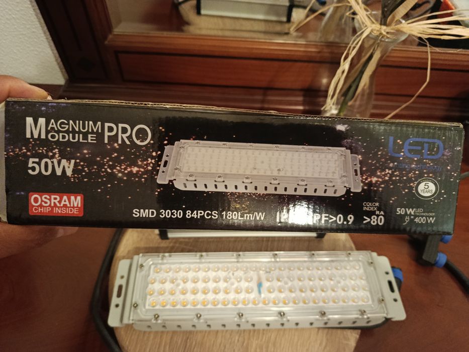 Led Magnus pro chip ( já vai com fonte alimentação)