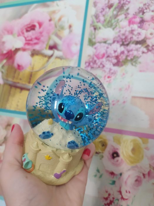 Globo de neve/snow globe Stitch Disney Primark