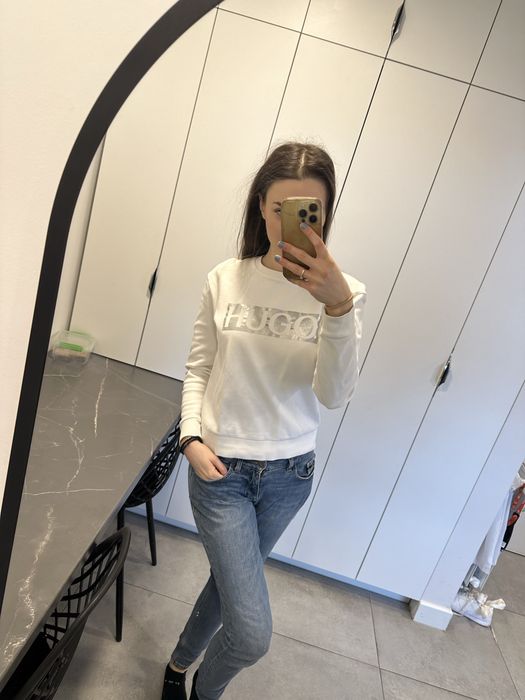 Bluza biala  hugo boss