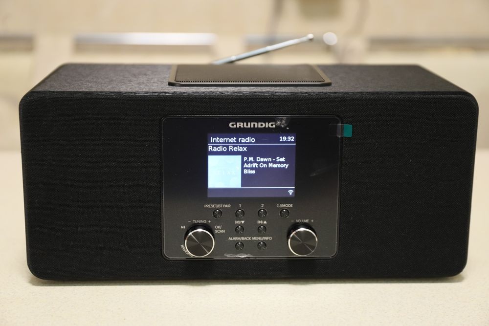 Grundig  GTR 1180  интернетрадио