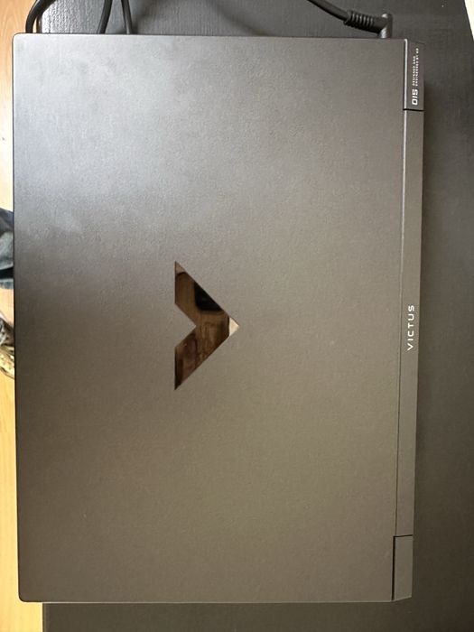 Potatil Gaming HP Victus Ryzen 5 16GB RTX2050  DDR5 de RAM 500GB SSD