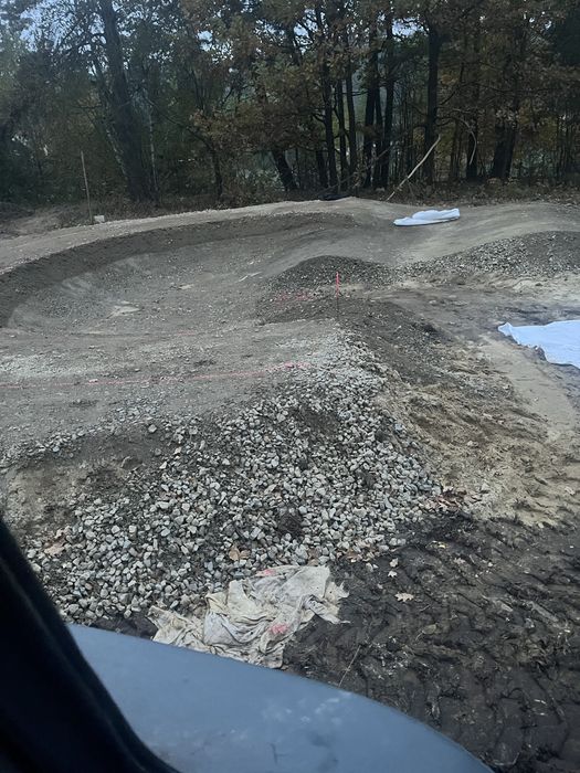 Usługi koparką, ładowarką teleskopową , laweta