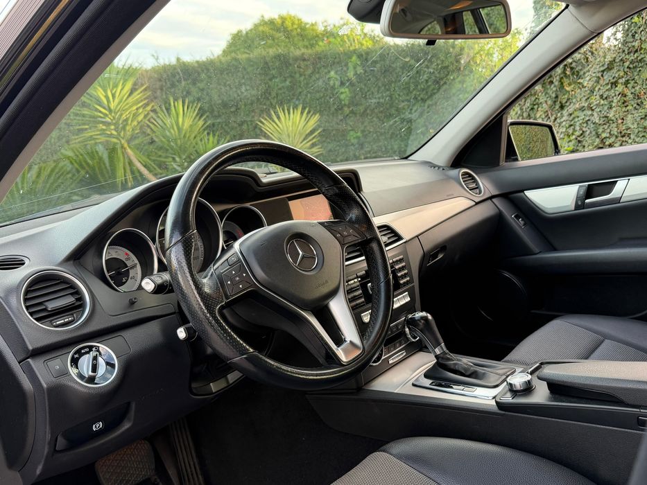 MERCEDES BENZ C 220 Avantgard