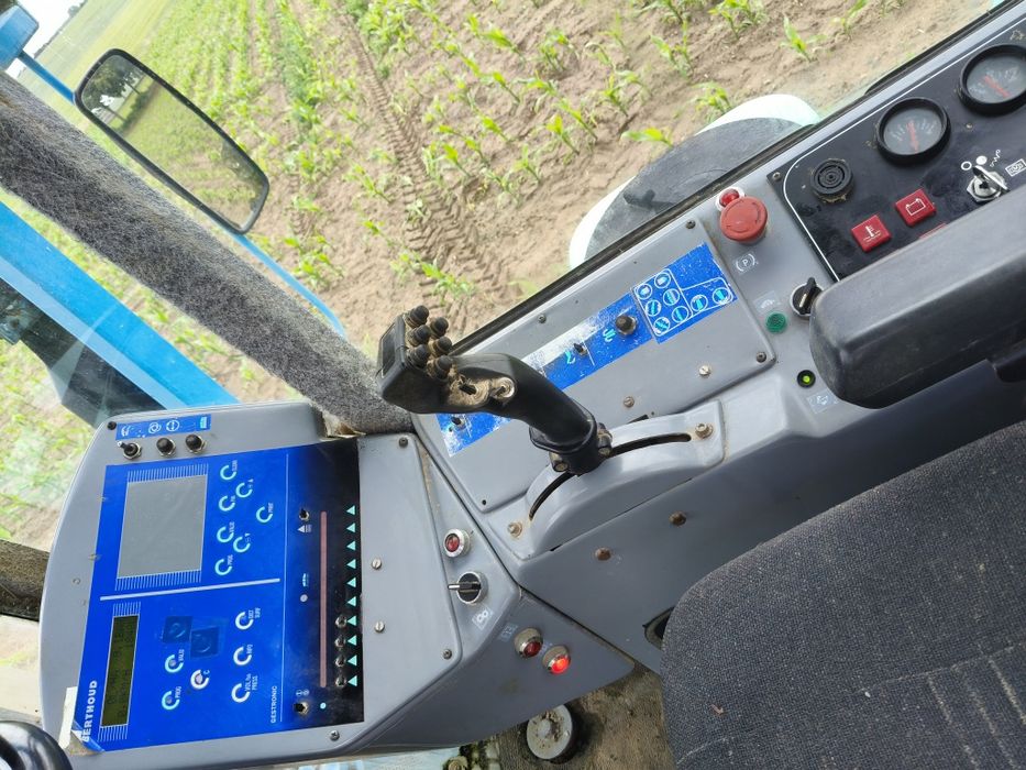 Opryskiwacz samojezdny Berthoud Boxer II 3000l 24/21m Iveco Jaskółki
