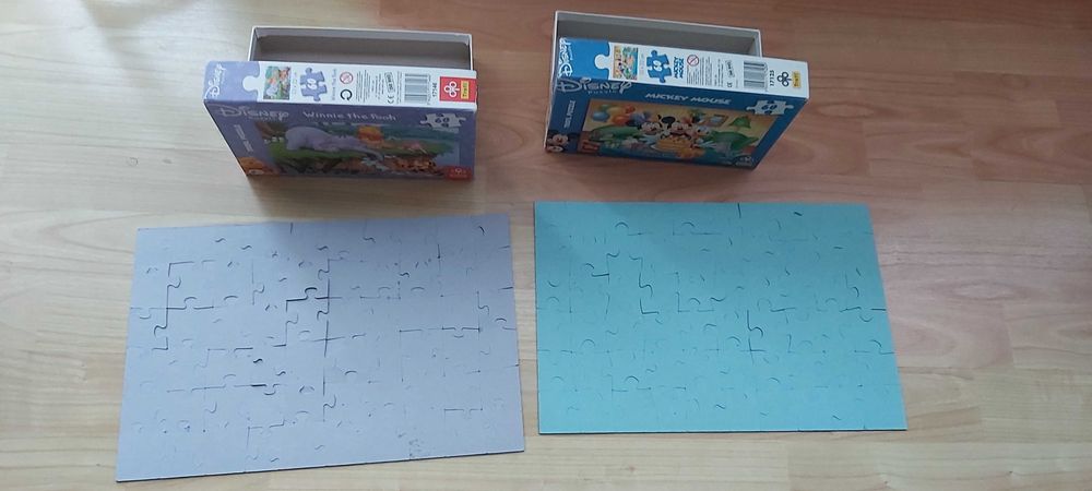 Puzzle 2 zestawy po 60 elementów Mickey Mouse Puchatek