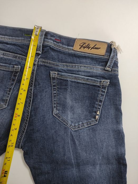 Джинси жін.（НОВІ）28 розмір  (Італія) 
Fifty four (Super Skinny) джинсы
