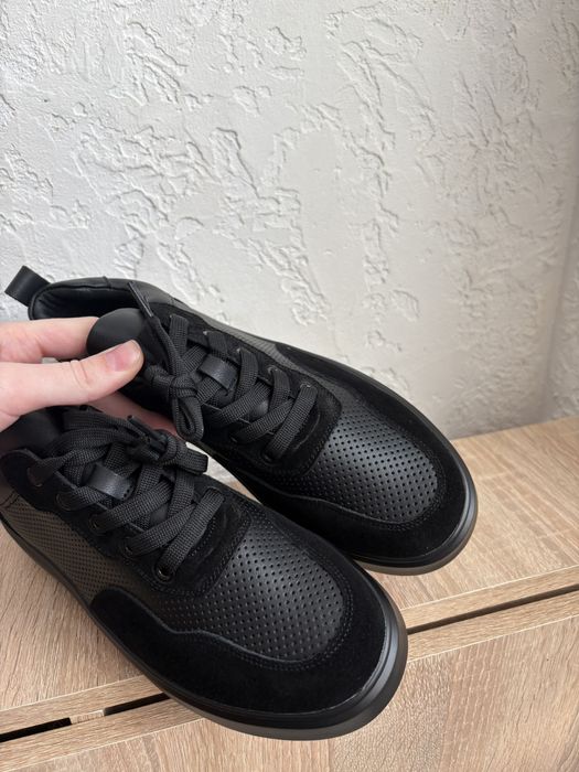 Кросівки кеди туфлі шкіряні на шнурках жіночі весна кожаные кроссовки