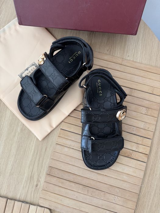 Sandały Gucci Double G Klapki GG Monogram Interlocking G