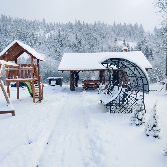 Відпочинок,оренда котеджу в Карпатах"Затишний двір" с.Пилипець