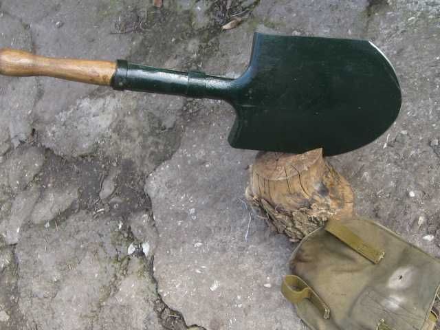 лопата грунтовая