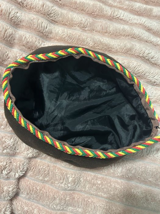 Пластова беретка