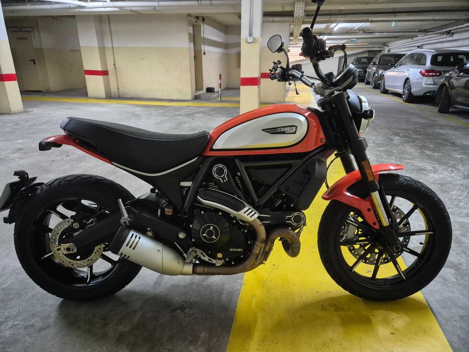 Ducati Scrambler 800 Icon - Como Nova