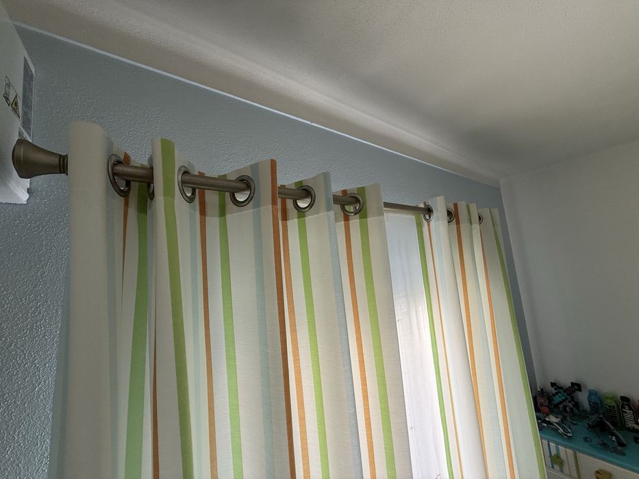 Cortinado para quarto de criança