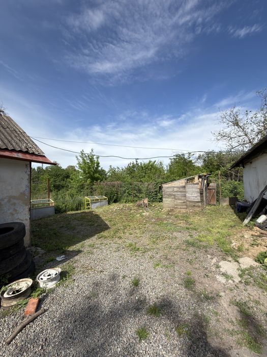 Продам ЗЕМЕЛЬНУ ДІЛЯНКУ