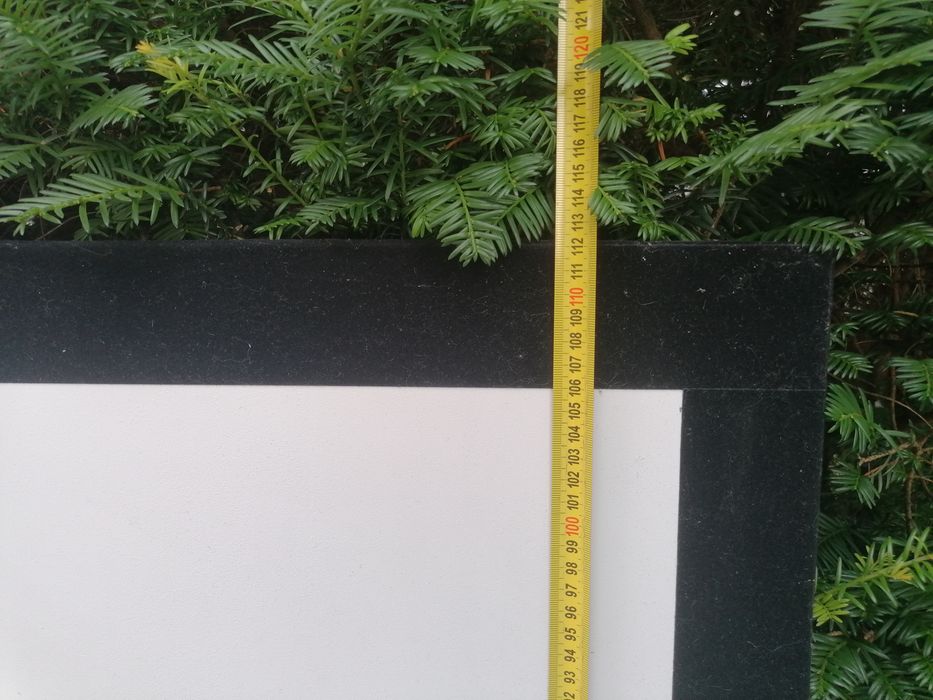 Ekran ptojekcyjny duży wiszący