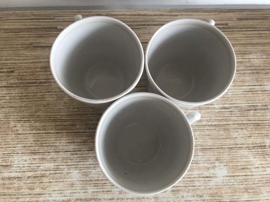 Шикарные фарфоровые чашки чайные ( чайное трио) времен СССР