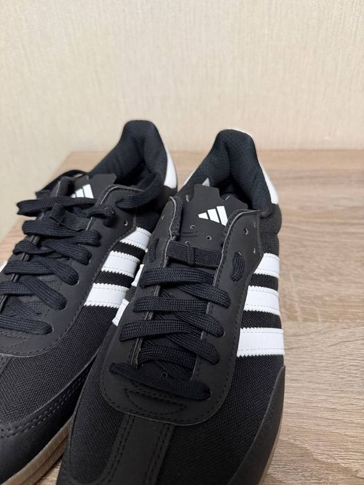 adidas velosamba - купити товари моди та стилю - Ціна на OLX.ua