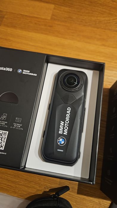 Câmara insta360 x5 BMW
