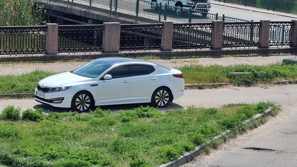 Kia Optima 2012 VIN KNAGN412BC5272503 фото оголошення 5 з 23