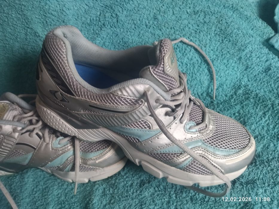 Кросівки чоловічі 44.5р.