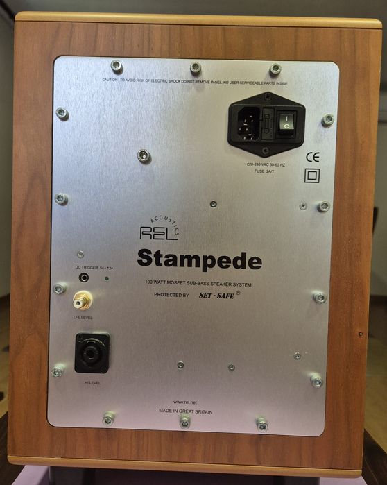 Subwoofer Rel Stampede