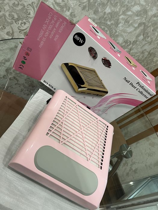 Продам лампу,витяжку для манікюру