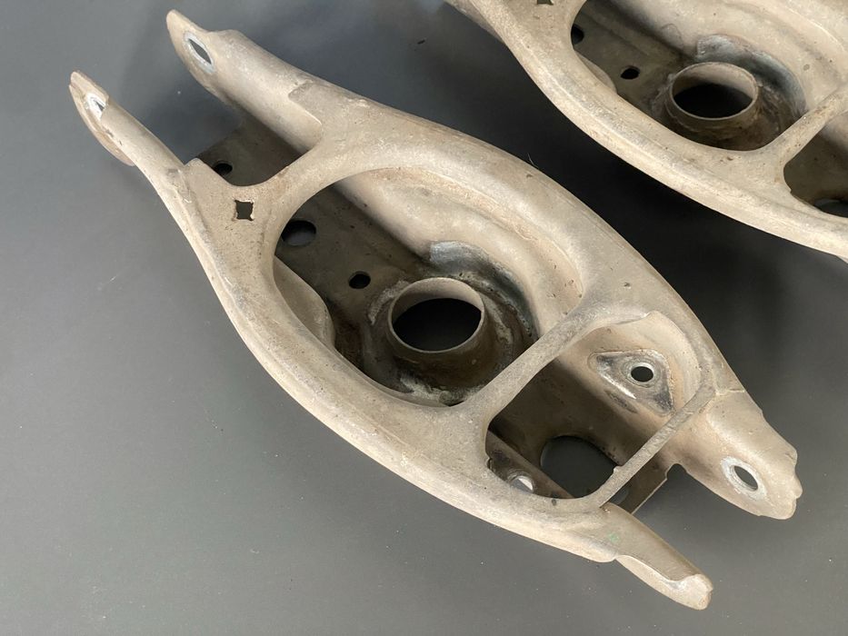 Задні Ричаги BMW E90 E91 Ричаги Під Пружину Лодочки Задній Ричаг