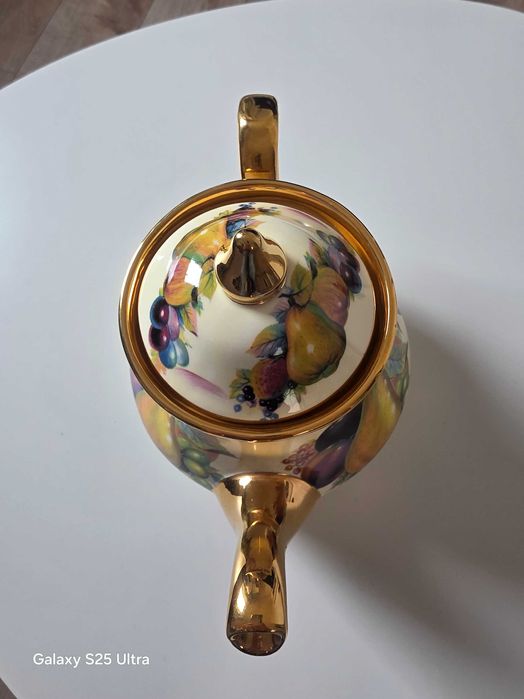 Porcelanowy imbryk Baron China