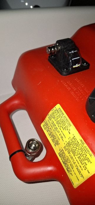 Deposito gasolina 25L tohatsu novo engate rapido