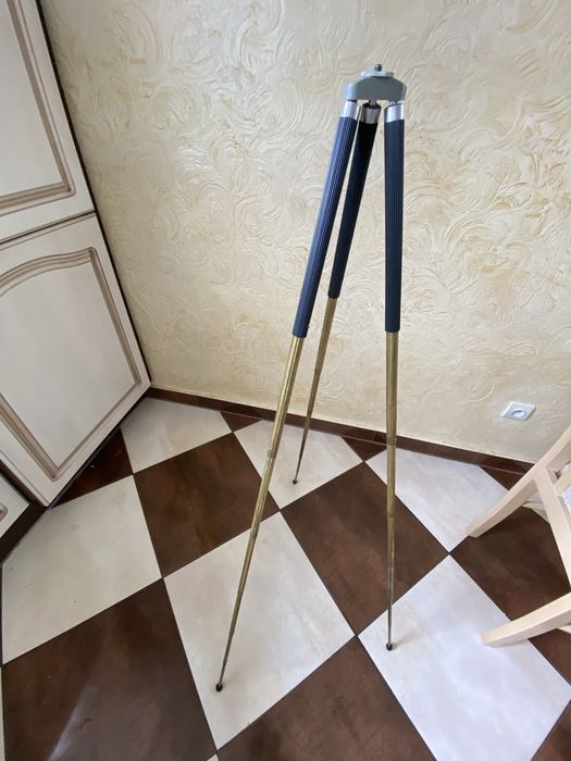 Statyw do aparatu Jnes