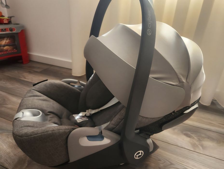 Carrinho cybex balios e Cybex cloud z i-size + sensor safe