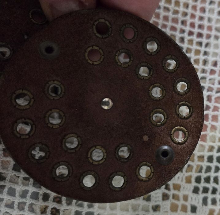 Cinto em couro manufacturado à mão