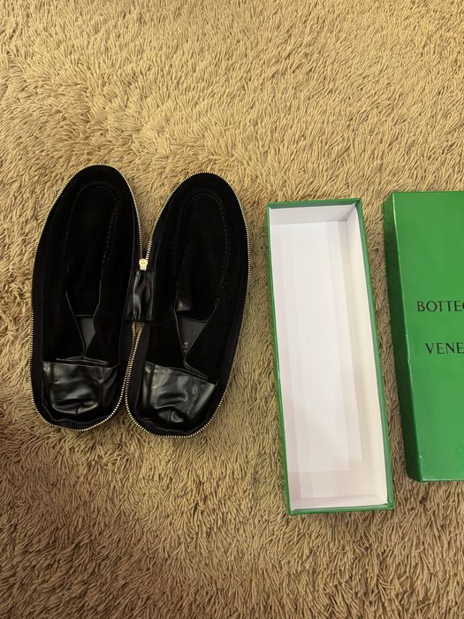 Bottega veneta замшевые лоферы на тонкой подошве мужские Италия